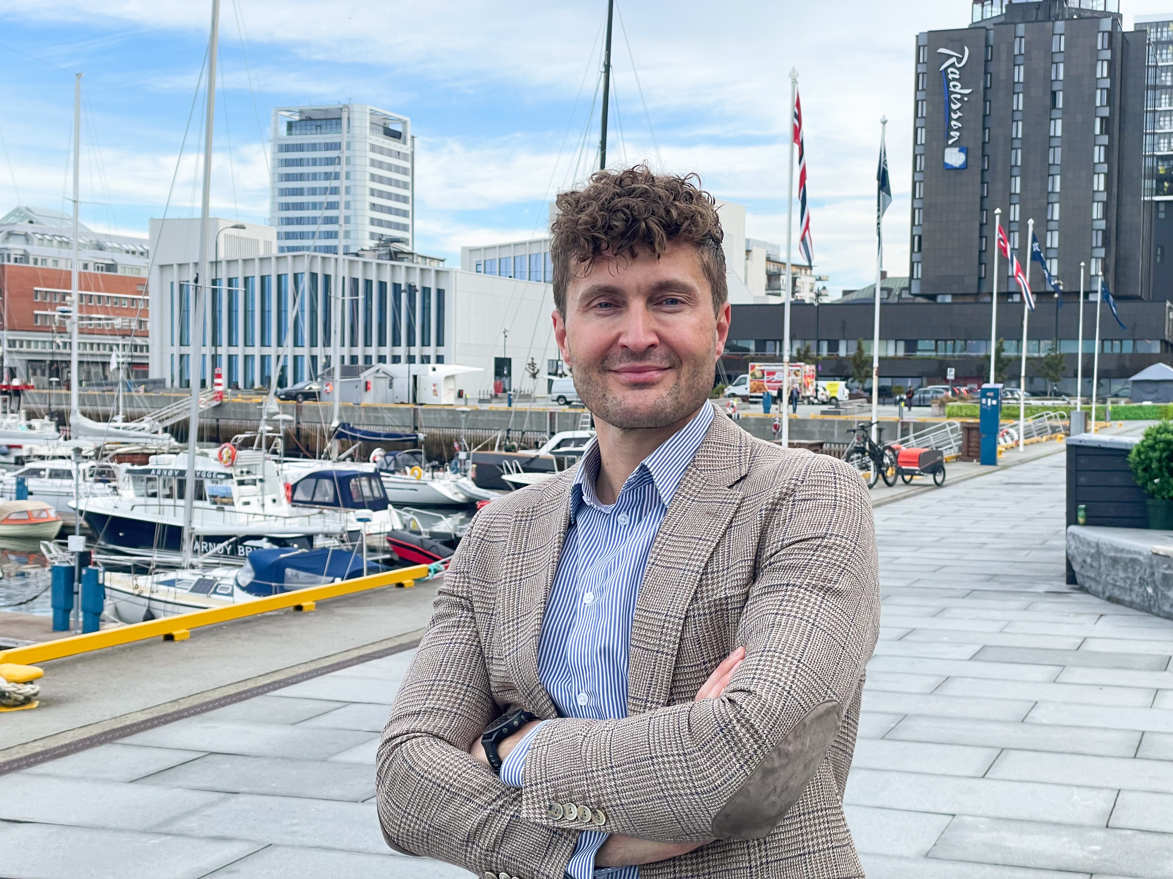 Regiondirekt&oslash;r i NHO Nordland, Hans Christian Hansson, er imponert over juli-tallene fra Bod&oslash; og forteller at forholdene ligger godt til rette for videre utvikling av Bod&oslash; som et reisem&aring;l.