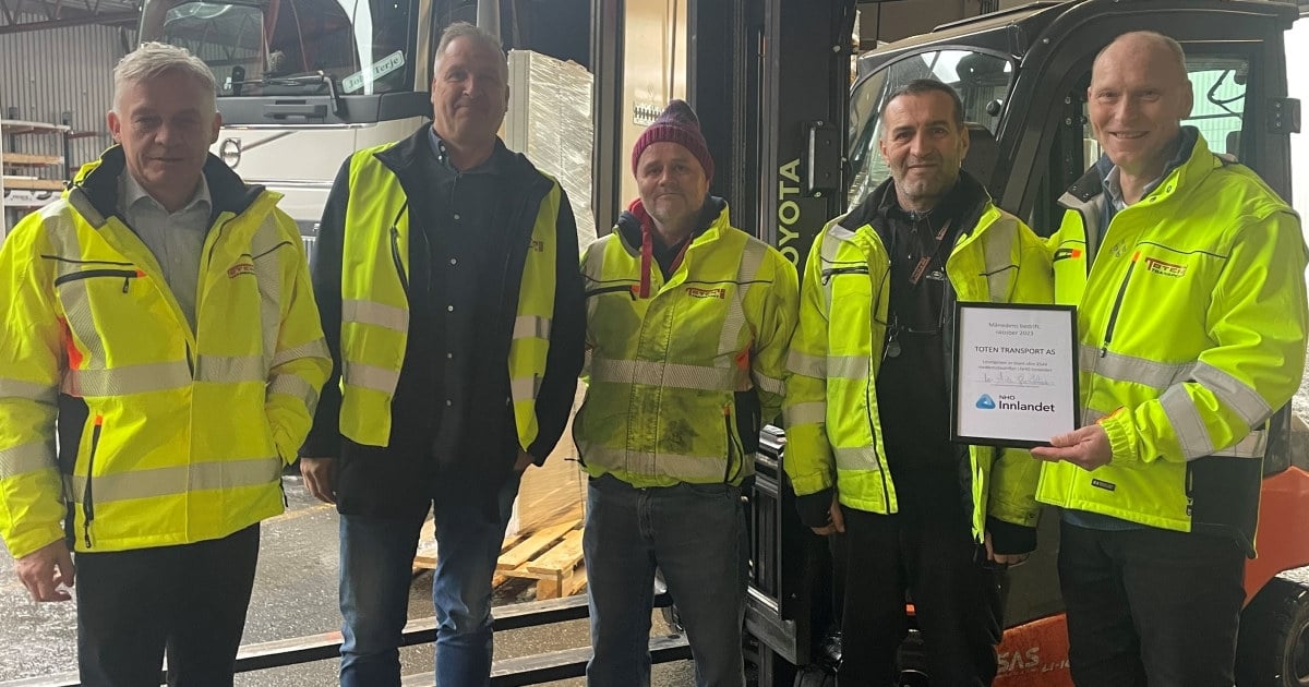 BILDE: f.v.: Finn Martinsen, Kjetil Olsen, John  Nordskog, Mehmet Ali Demirhan, Inge Rosvold. FOTO: Linn Alicia Slora Kristiansen NHO Innlandet.